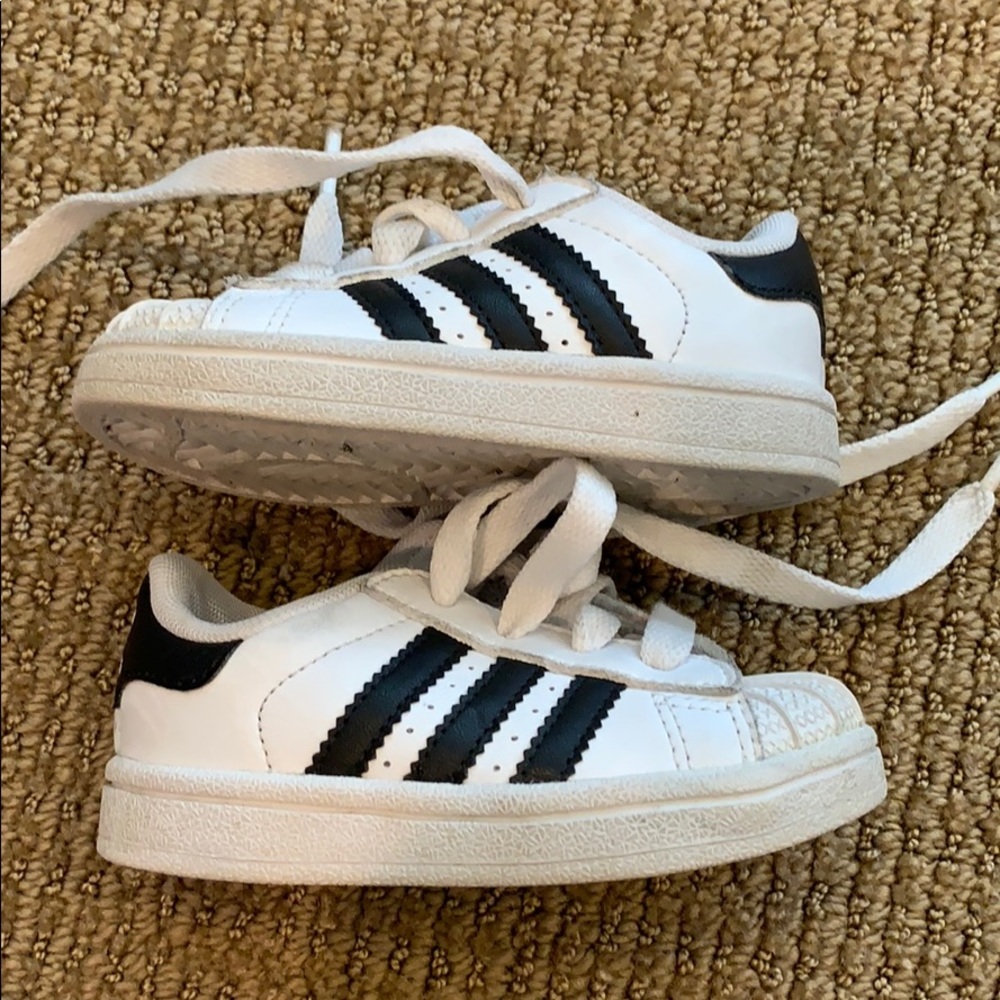Adidas baby shoe - Picture 5 of 8